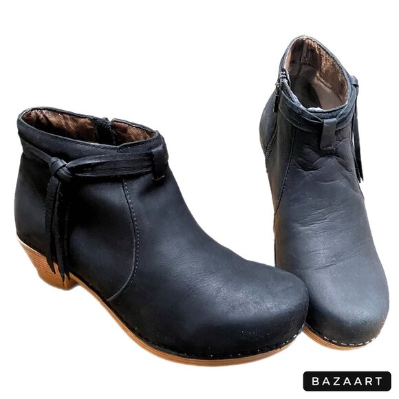 Dansko Markie black nubuck ankle boot clog, sz 38/7.5-8 - Picture 2 of 6